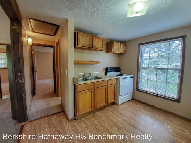 Foto del edificio - 2 br, 1 bath House - 310 E Washington St