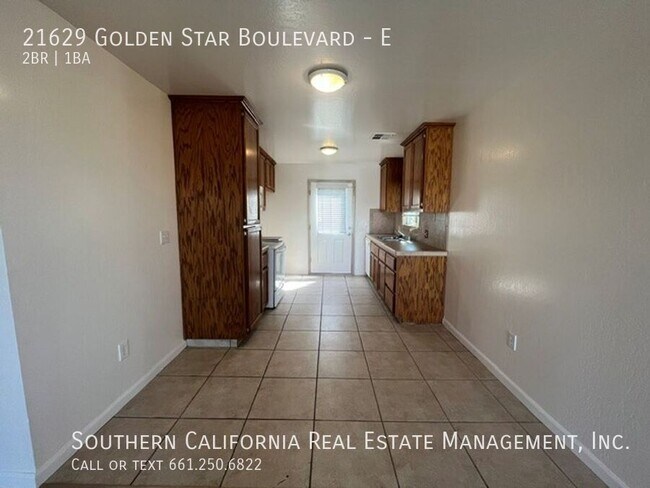 Foto del edificio - 21629 Golden Star Blvd