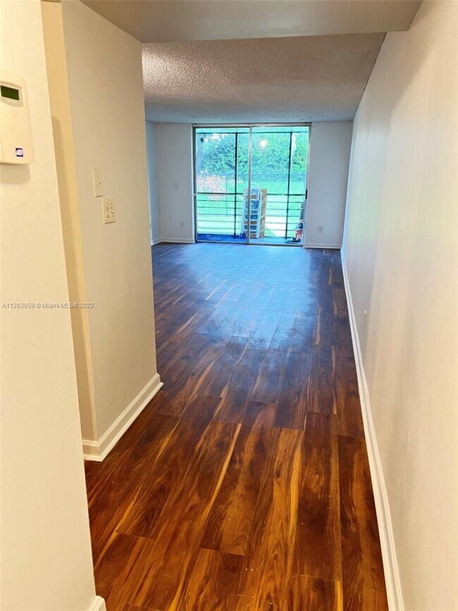 Building Photo - 3490 Foxcroft Rd