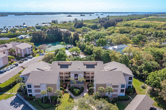 Building Photo - 6175 S Mirror Lake Dr