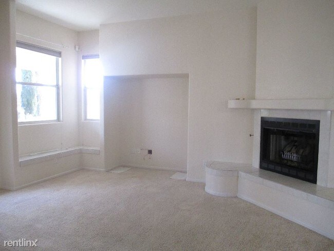 Building Photo - 3 br, 2 bath House - 655 Stone Canyon Drive