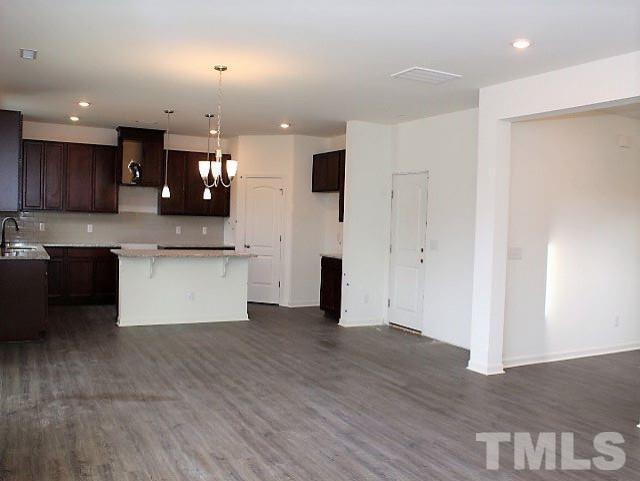 Foto del edificio - 272 Summer Ranch Dr