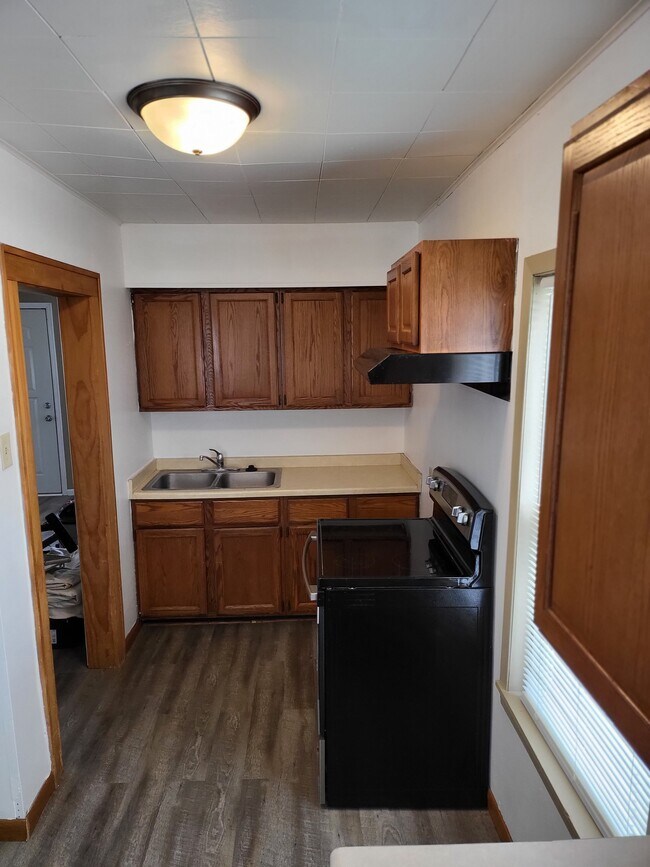 Building Photo - 257 S Park Ave