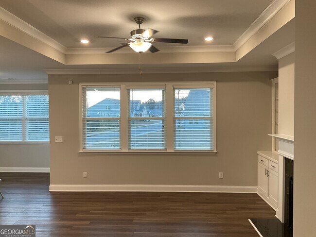 Foto del edificio - 240 Hollis St