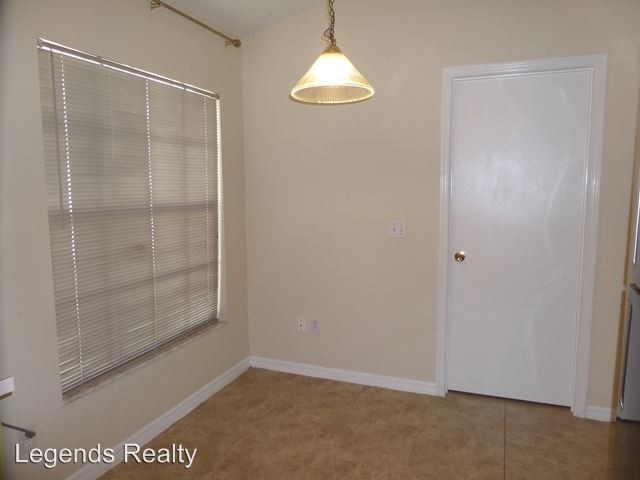 Foto del edificio - 8730 Fort Shea Ave