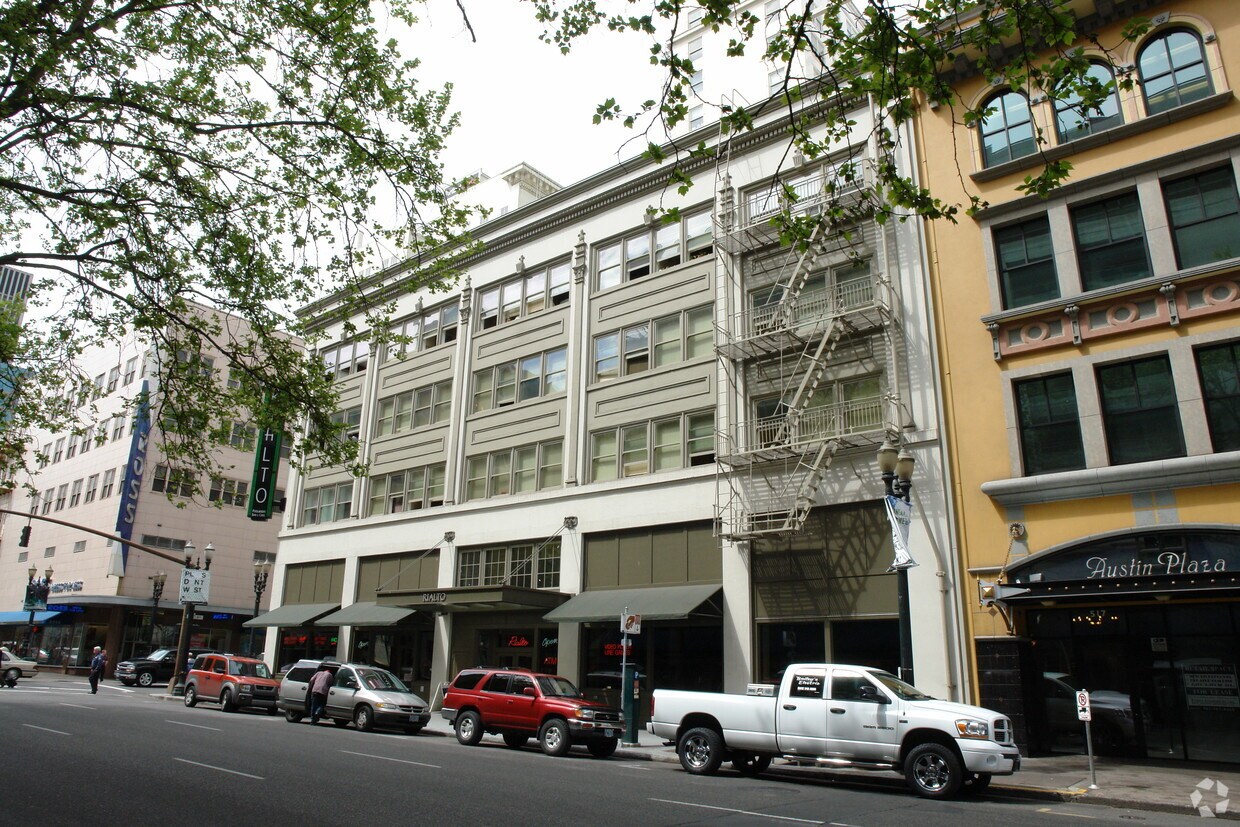 Building Photo - Hotel Alder