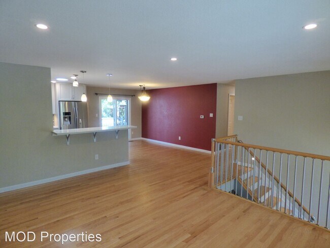 Building Photo - 4 br, 3 bath House - 2970 S. Rosemary Street