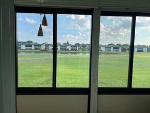 Building Photo - 183 Normandy Ln