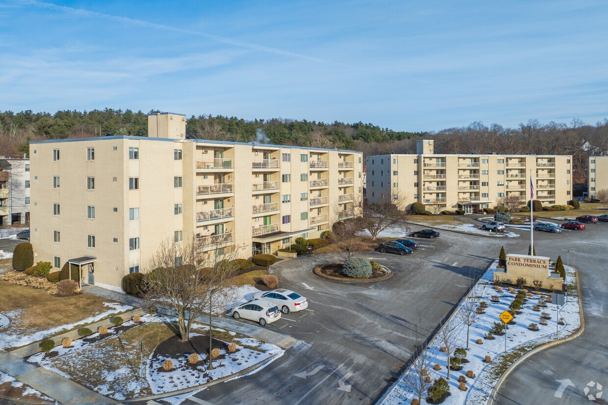 291 W Wyoming Ave - Park Terrace