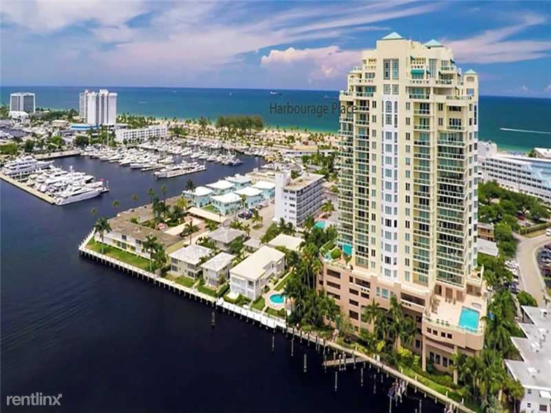 Foto principal - 3055 Harbor Dr
