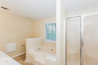 Building Photo - 161 Hayes Cir