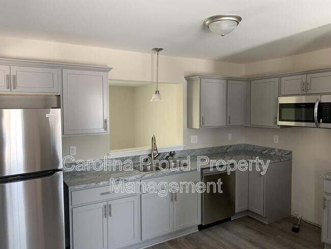 Foto del edificio - 4033 Lucerne Ct