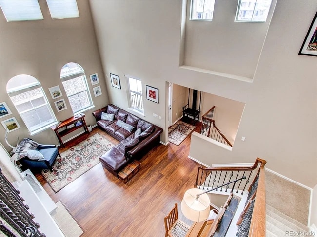 Building Photo - 9398 Loggia St