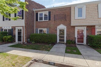 Building Photo - 590 Tenbee Ln