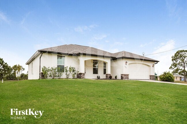 Building Photo - 2914 NW 26th Terrace