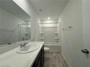 Building Photo - 7640 Royal Halo Ave