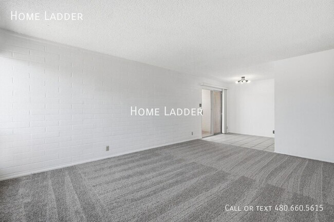 Foto del edificio - 4917 N 73rd St