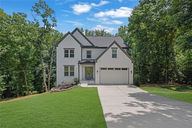 Building Photo - 6181 Shoreland Cir