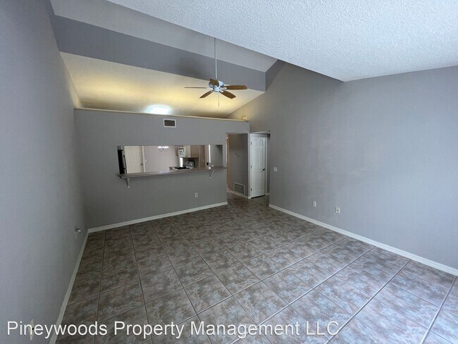 Building Photo - 2 br, 2 bath House - 4488 Winston Lane S #58