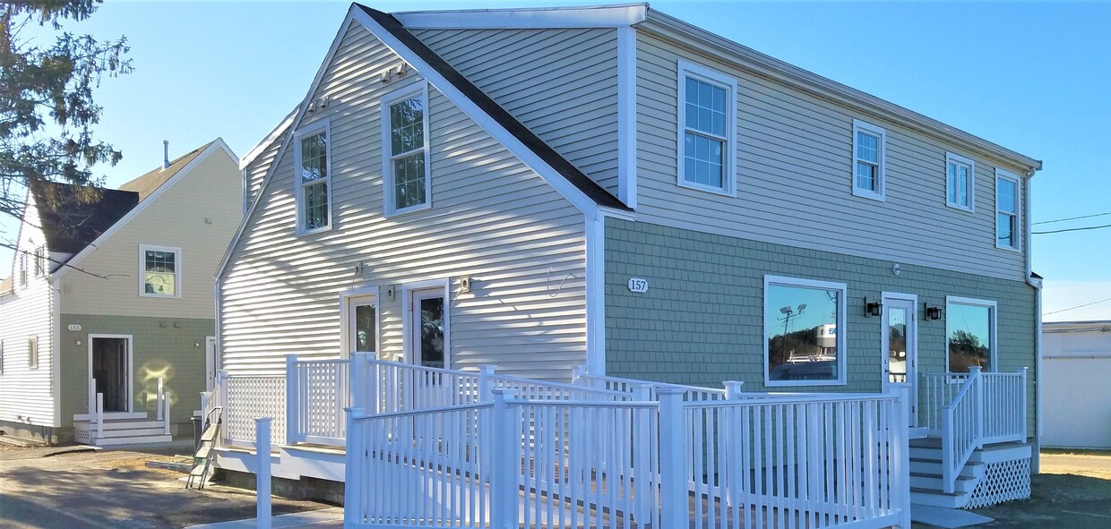 Primary Photo - 157 Farm Ln
