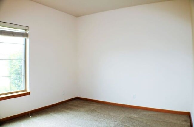 Foto del edificio - $1,325 | 2 Bedroom, 2 Bathroom Condo | Pet Negotiable | Available for August 1st, 2026 Move In!