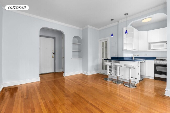 Building Photo - 78 8th Ave