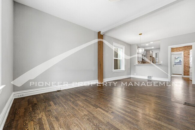 Foto del edificio - Charming Townhouse with Washer/Dryer and Central AC