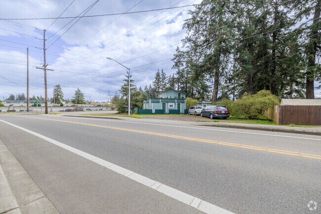 Foto del edificio - Lakeview Apartments