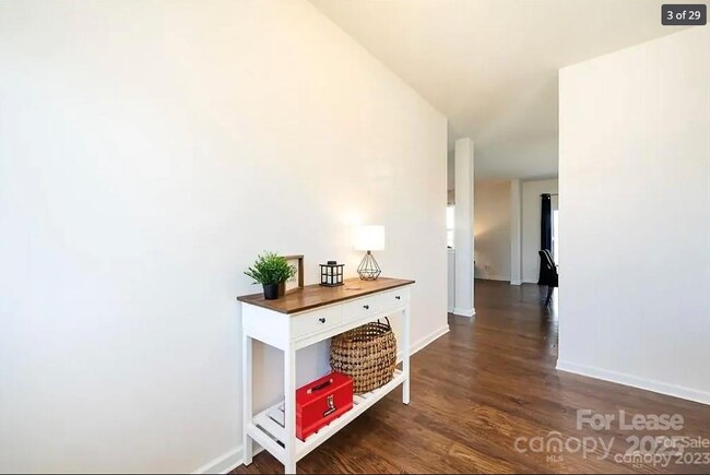 Building Photo - 10516 Bradstreet Commons Way