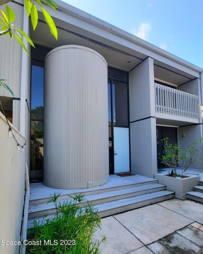 Building Photo - 362 Aquarina Blvd