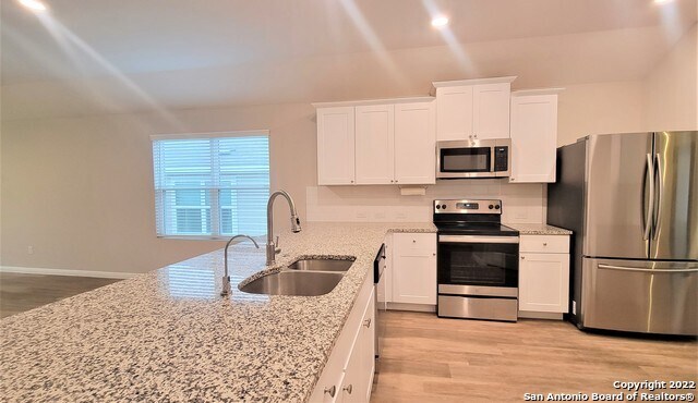 Foto del edificio - 2465 Arctic Warbler