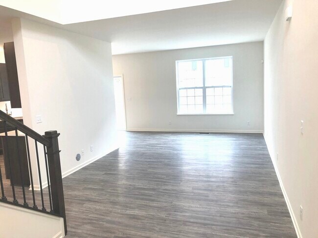 Foto del edificio - 8420 Stillwater Rd