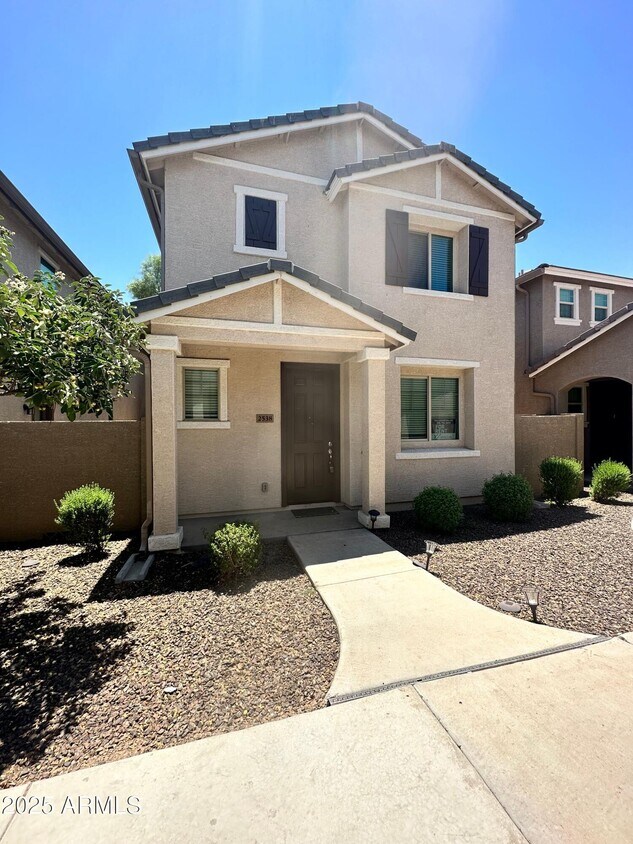 Primary Photo - 2538 N 73rd Dr