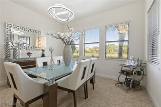 Building Photo - 4573 Tamarind Way