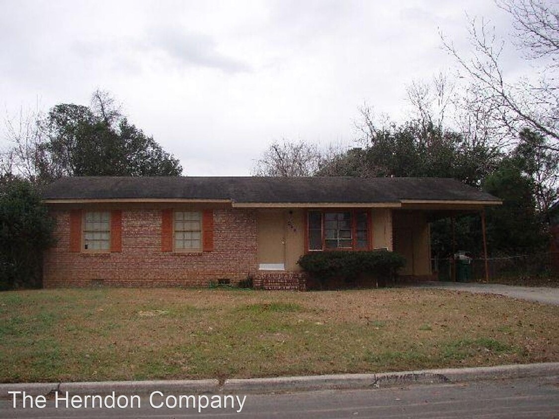 3 br, 1 bath House 929 Ponderosa Drive House Rental in Valdosta, GA