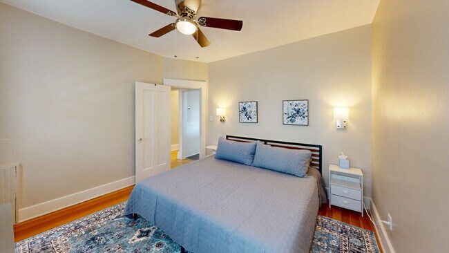 Foto del edificio - 128 1/2 Elm Street-SI ID1380181P
