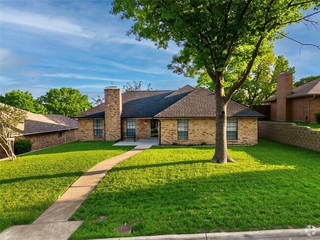 Building Photo - 408 Shoreview Dr