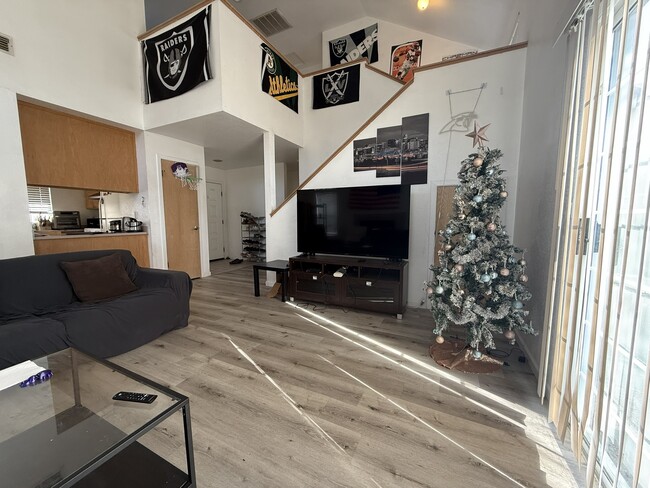 Foto del edificio - 2802 Sycamore Ln