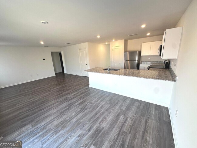 Foto del edificio - 536 Pemberton St