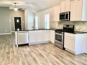 Foto del edificio - 25547 Burnett Ranch Ln