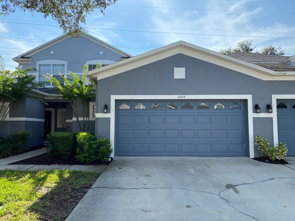 1005 Alabaster Cv, Sanford, FL 32771 Townhouse for Rent in Sanford