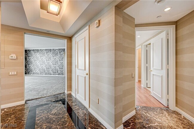 Foto del edificio - 2857 Paradise Rd