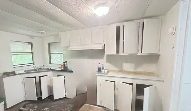 Building Photo - Rent this 3 beds 2 baths home in Aiken!