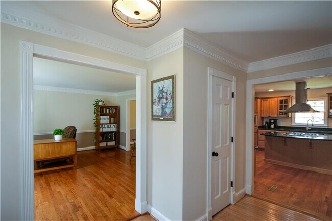 Building Photo - 5170 Corners Dr