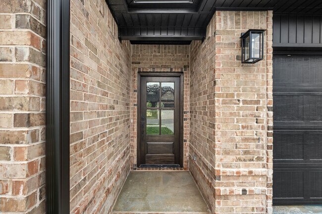 Foto del edificio - Brand New 4 Bed, 2 Bath Home – Move-In Ready!