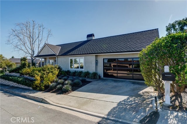 Building Photo - 3185 Bonn Dr