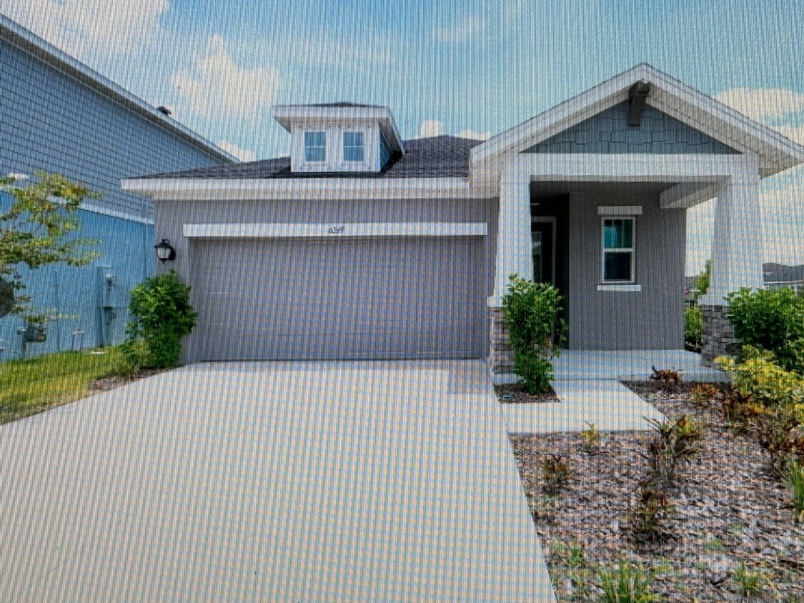 Foto principal - 6249 Roadstead Ct