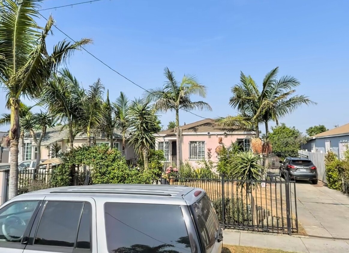 Photo - 10907 Eastwood Ave (Inglewood, CA)