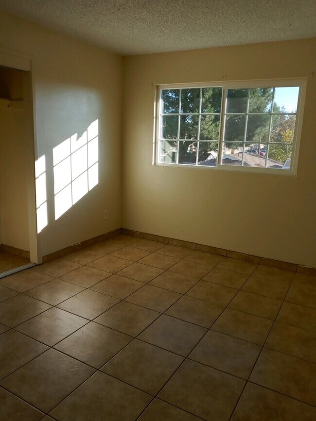 Nook - 337 McCord Ave