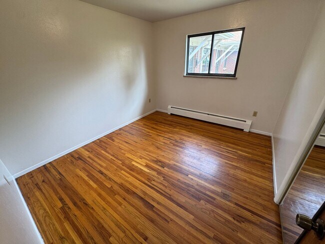 Foto del edificio - 3289 Benton St